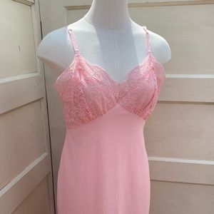 SALE Vintage Peachy Pink Lace Embellished Slip